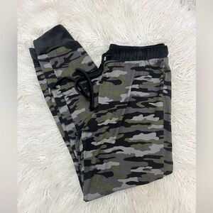 Soft Camo Jogger pants